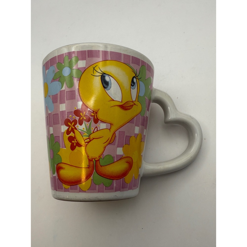 Vintage 2003 Warner Bros Tweety Bird Heart Handle Coffee Mug Looney Tunes Pink